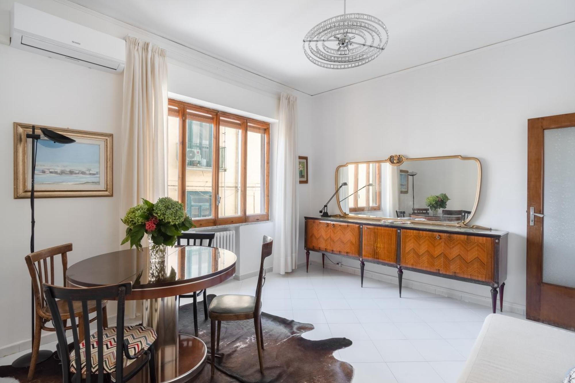 Casa Vacanza Angelina Via Mercanti Centro Storico Salerno Zewnętrze zdjęcie